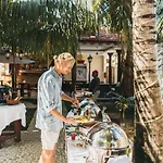 Antonio Garden Hotel