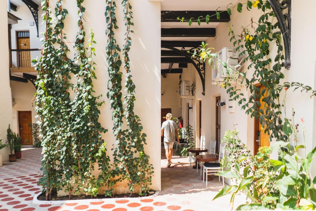 Antonio Garden 4*